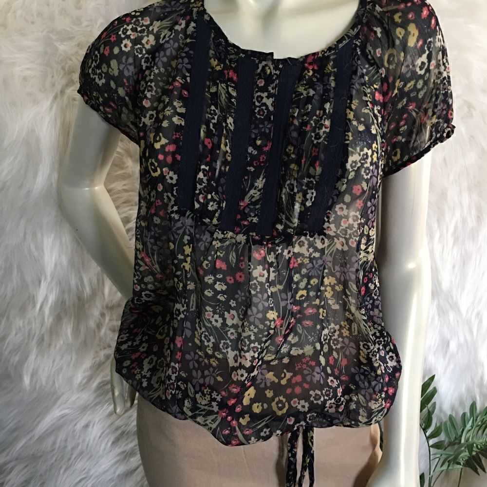 ANA Sheer Floral top‎